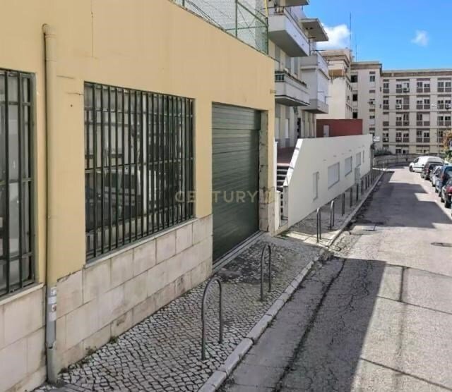 Almada, Cova da Piedade, Pragal e Cacilhas, Setubal, Portugal 5 - 14508260