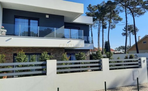 Villa in Aroeira, Charneca de Caparica und Sobreda, Portugal 1