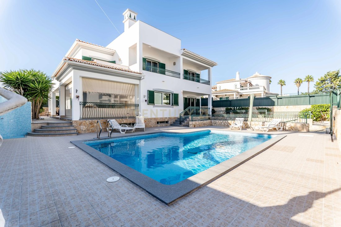 Villa in Olhos de Agua, Algarve, Portugal 1 - 13487161