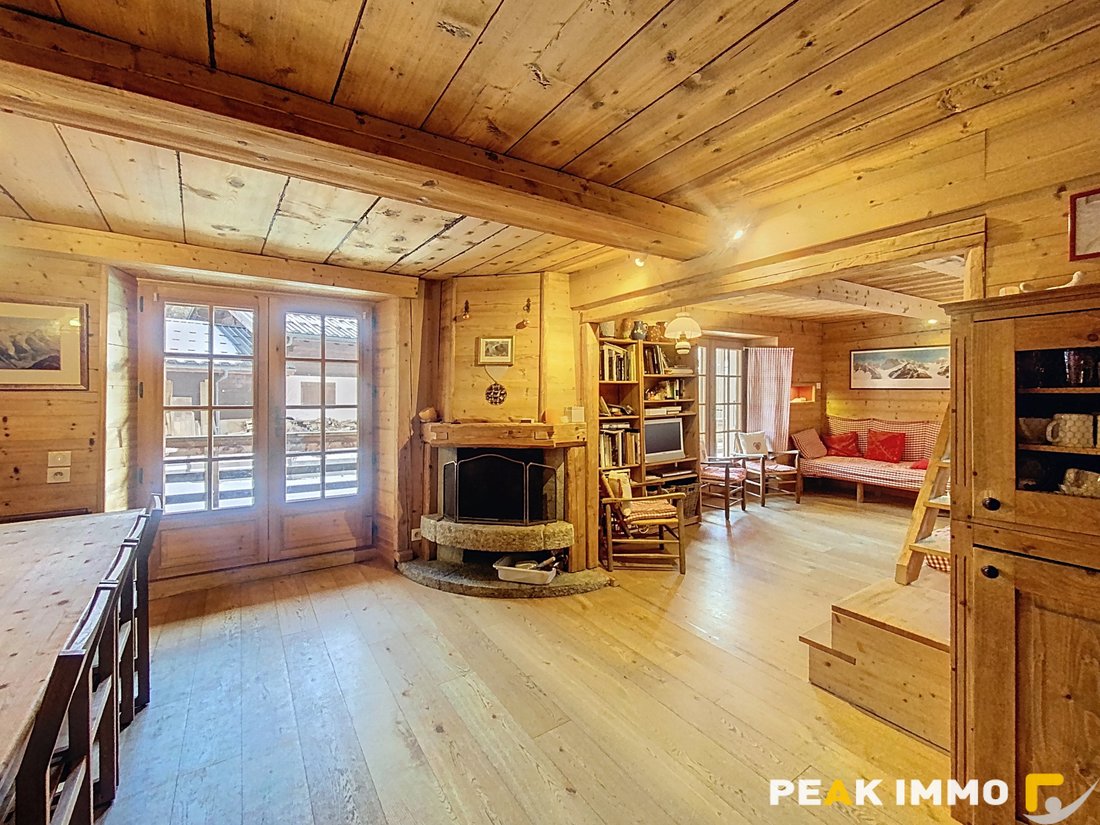 Chalet in Chamonix-Mont-Blanc, Auvergne-Rhône-Alpes, France 3 - 17007014