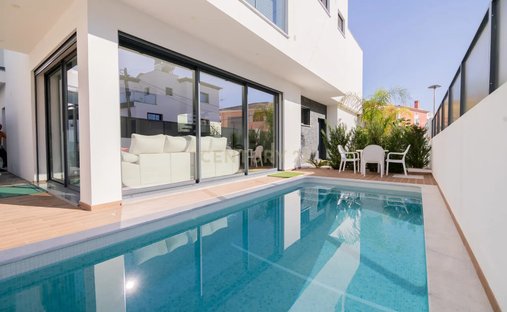 Villa in Portimao, Algarve, Portugal 1