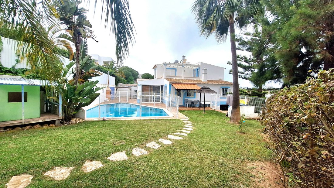 Villa in Guia, Algarve, Portugal 1 - 15640826