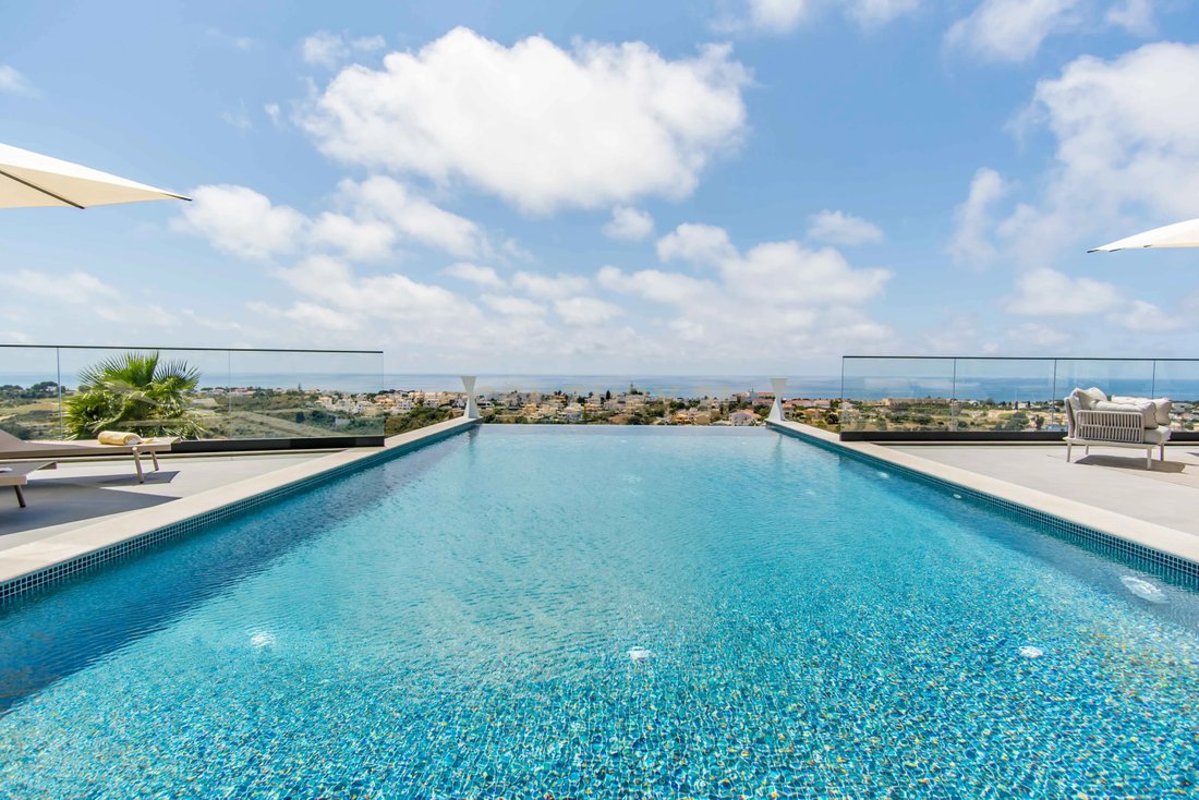 Villa in Olhos de Agua, Algarve, Portugal 4 - 14250572