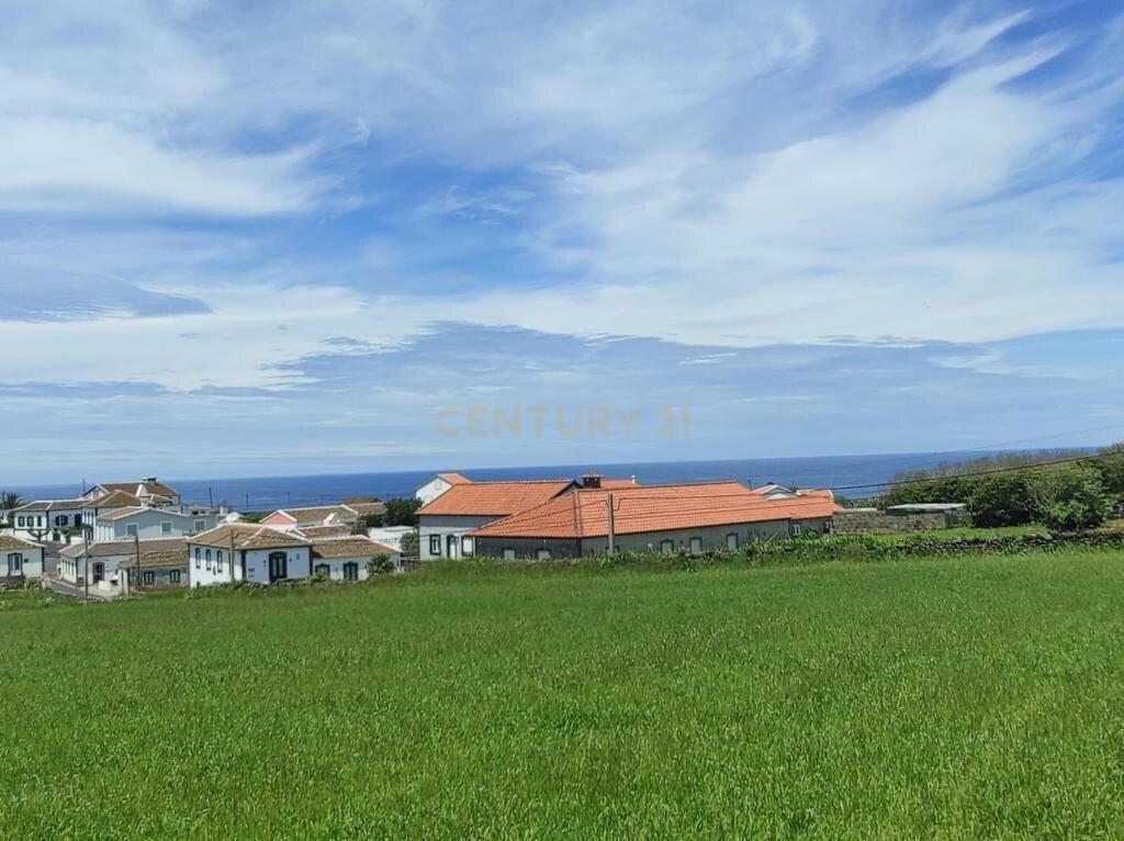 Land in Lajes, Azores, Portugal 1 - 14990162
