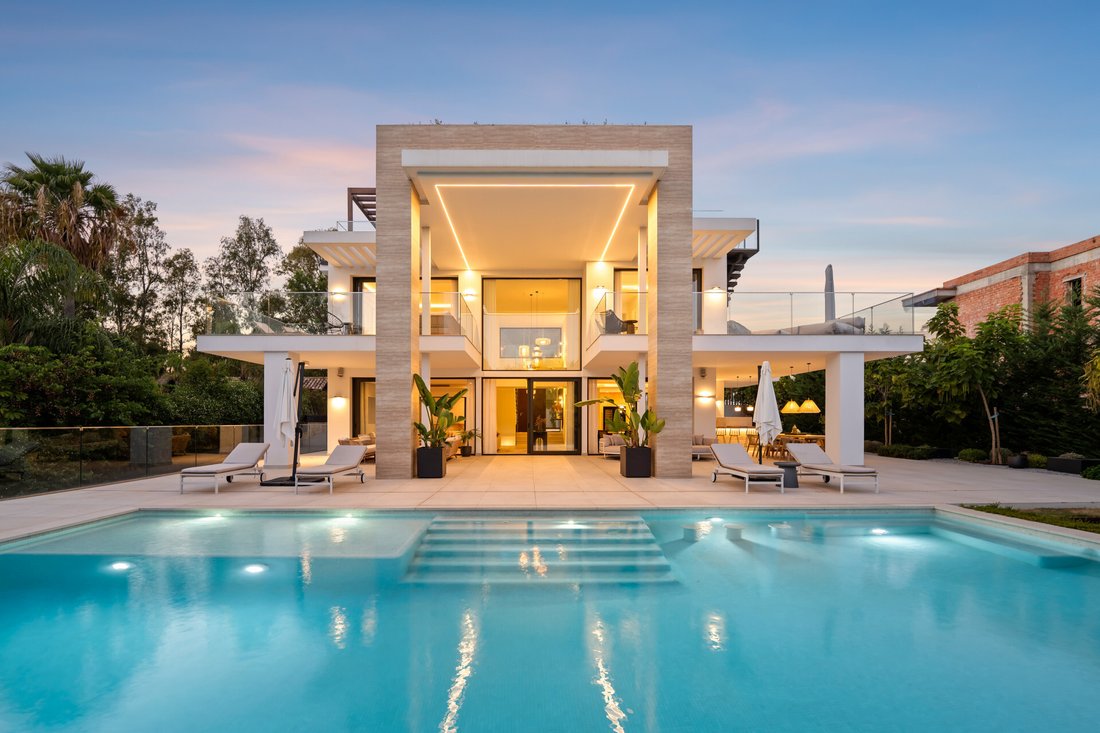 Villa in Golden Mile, Andalusia, Spain 1 - 17007493