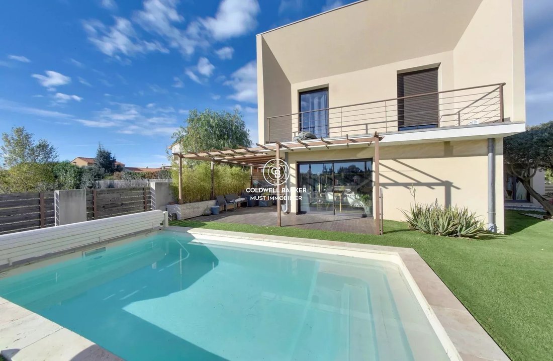Villa in Beziers, Occitania, France 1 - 16771343