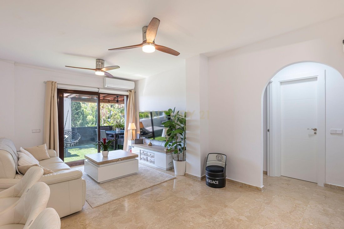 Apartment in Marbella, Andalusia, Spain 5 - 15866818