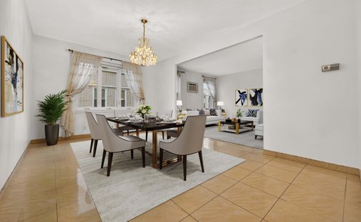 House in New York, New York, United States 1