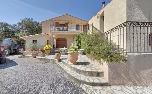 Country House in Les Platanes, Perpignan, France 1