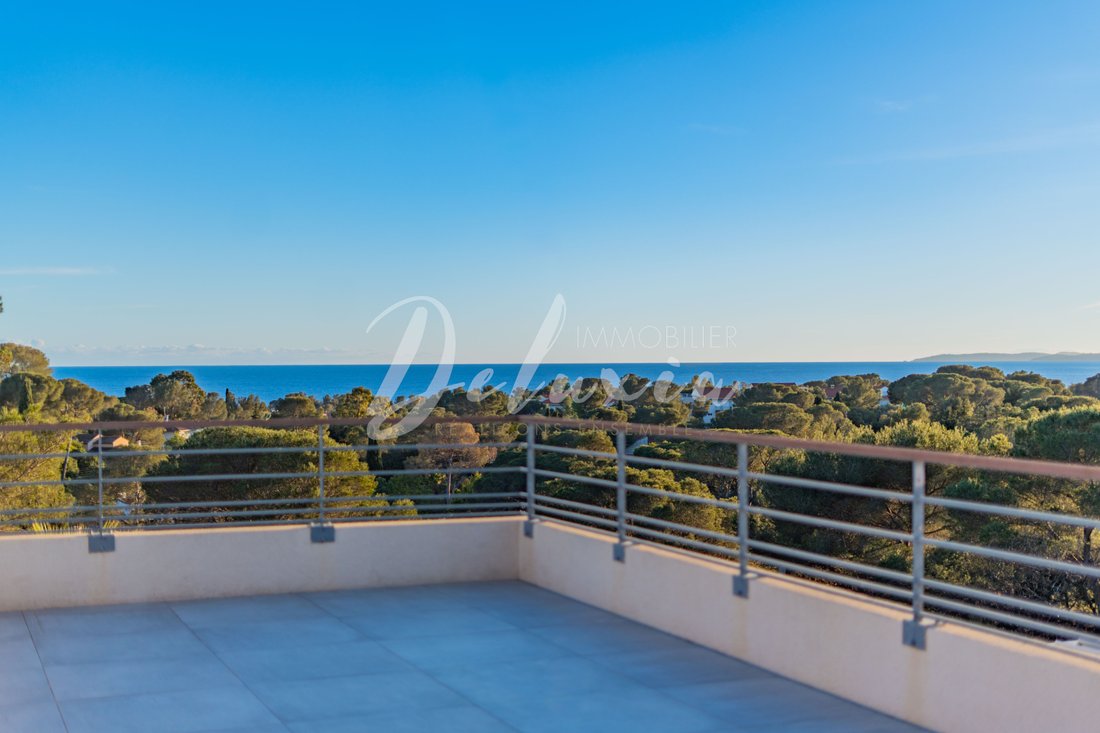 Apartment in Le Dramont-Agay-Anthéor-Le Trayas, Saint-Raphaël, France 4 - 17007469