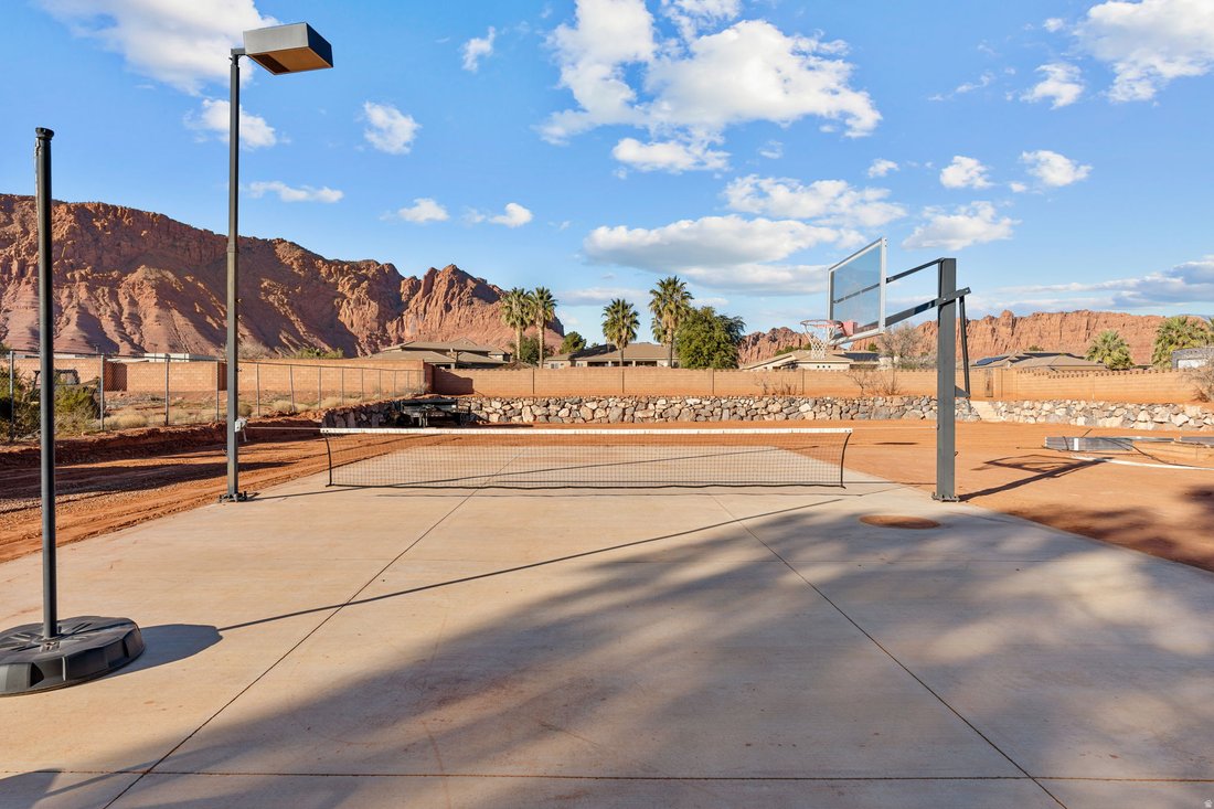 House in Ivins, Utah, United States 5 - 17007158