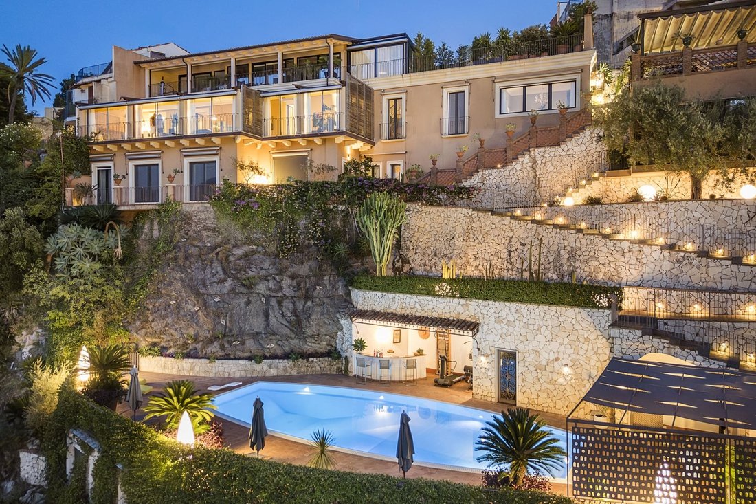 Villa in Taormina, Sicily, Italy 1 - 17007274
