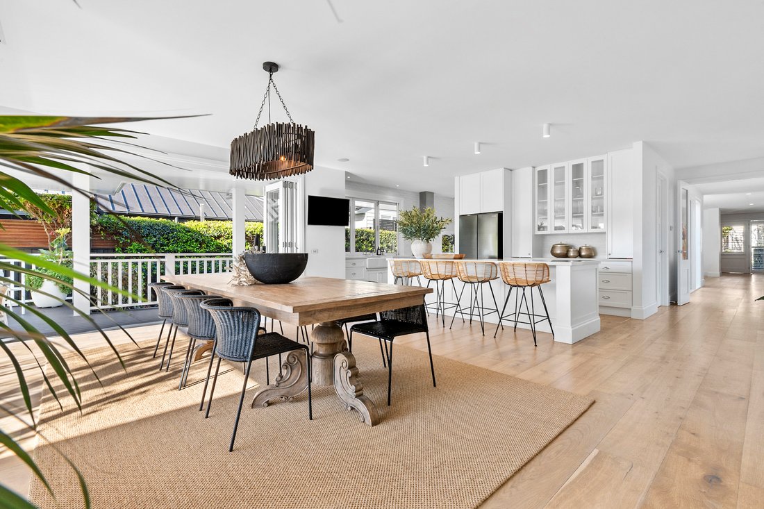 McCrae, Victoria, Australia 3 - 17007962