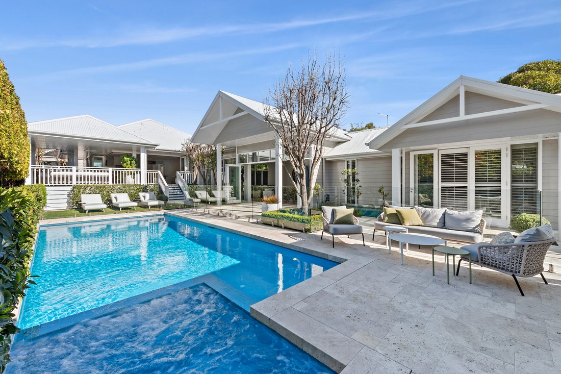 McCrae, Victoria, Australia 2 - 17007962