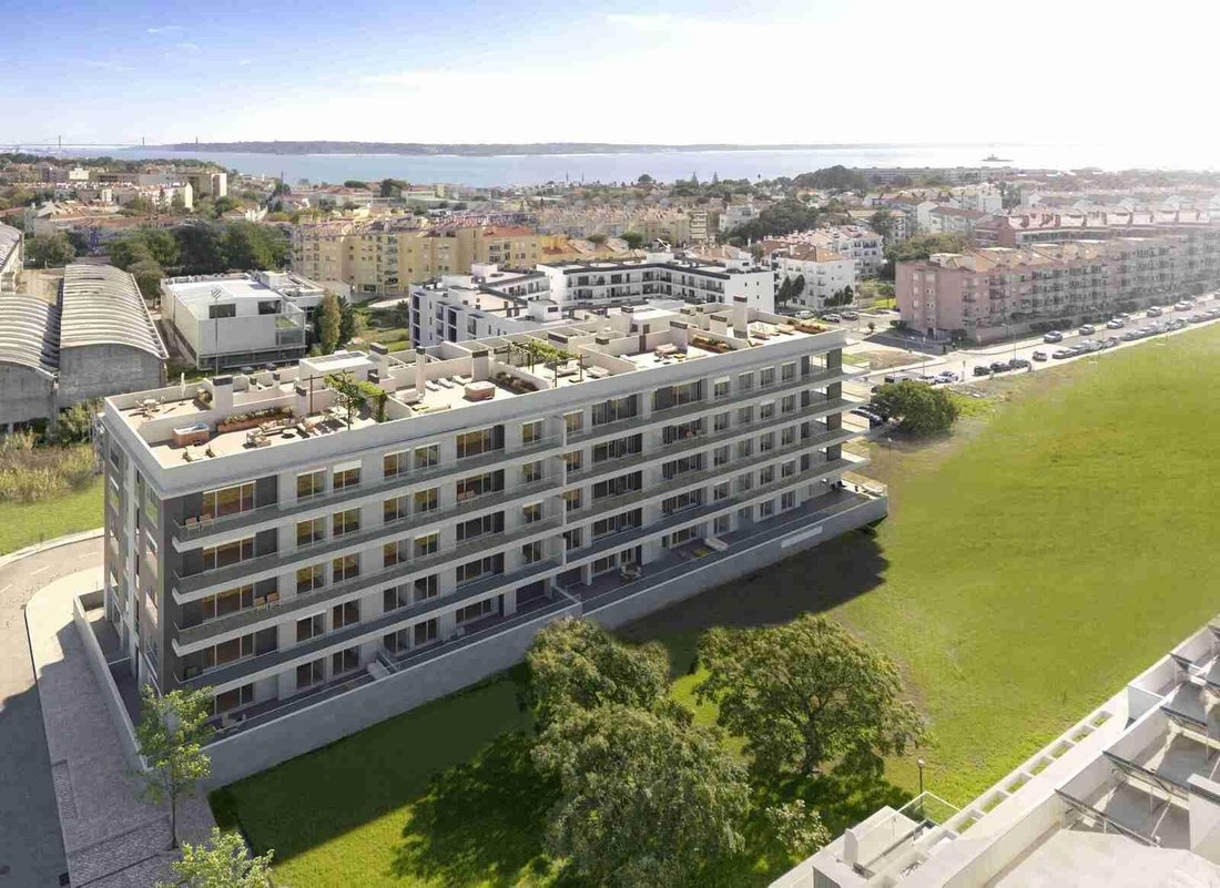 Apartment in Carcavelos e Parede, Lisbon, Portugal 3 - 17008366