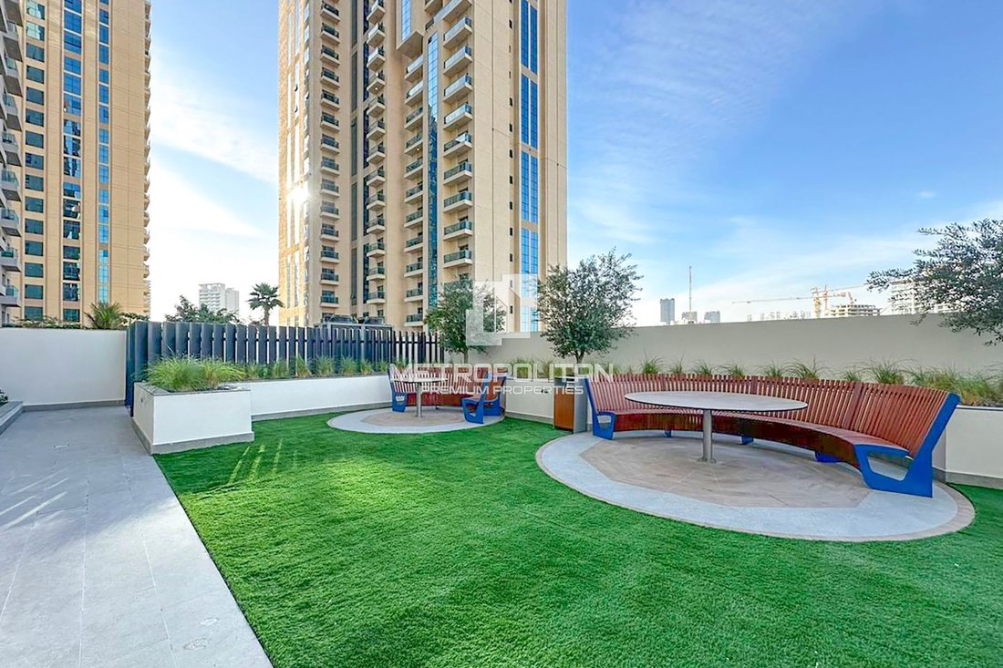 Apartment in JVC / Jumeirah Village Circle, Dubai, United Arab Emirates 2 - 17008318