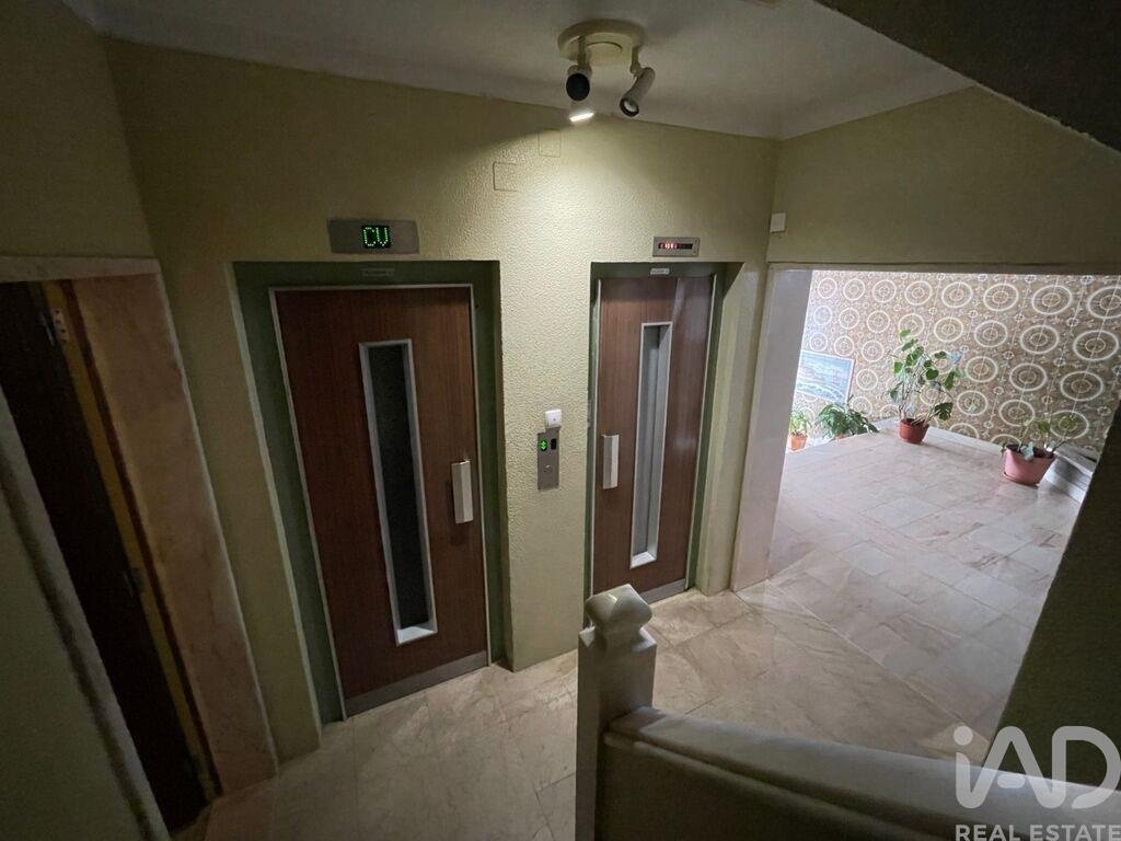 Apartment in Oeiras e Sao Juliao da Barra, Paco de Arcos e Caxias, Lisbon, Portugal 3 - 17008259