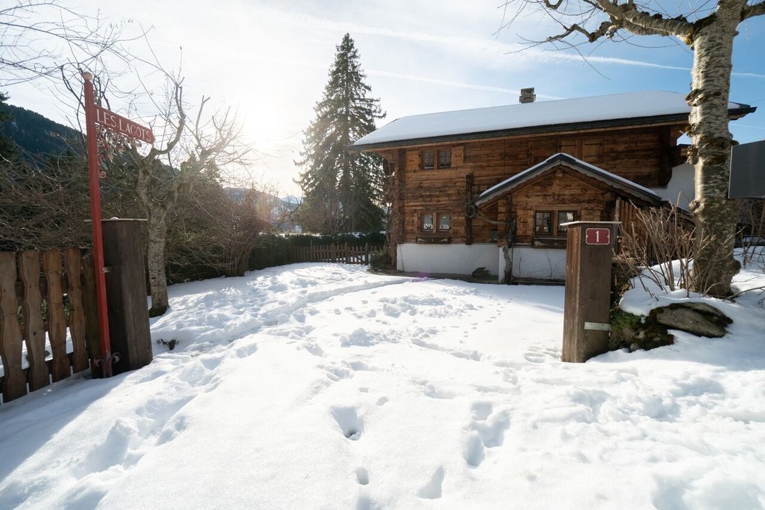Traditional Family Chalet In Gryon With Garden And Mountain Setting