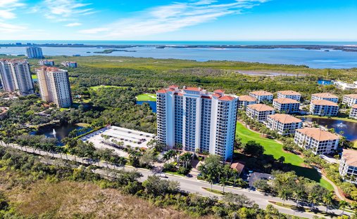 Condo in Bonita Springs, Florida, United States 1