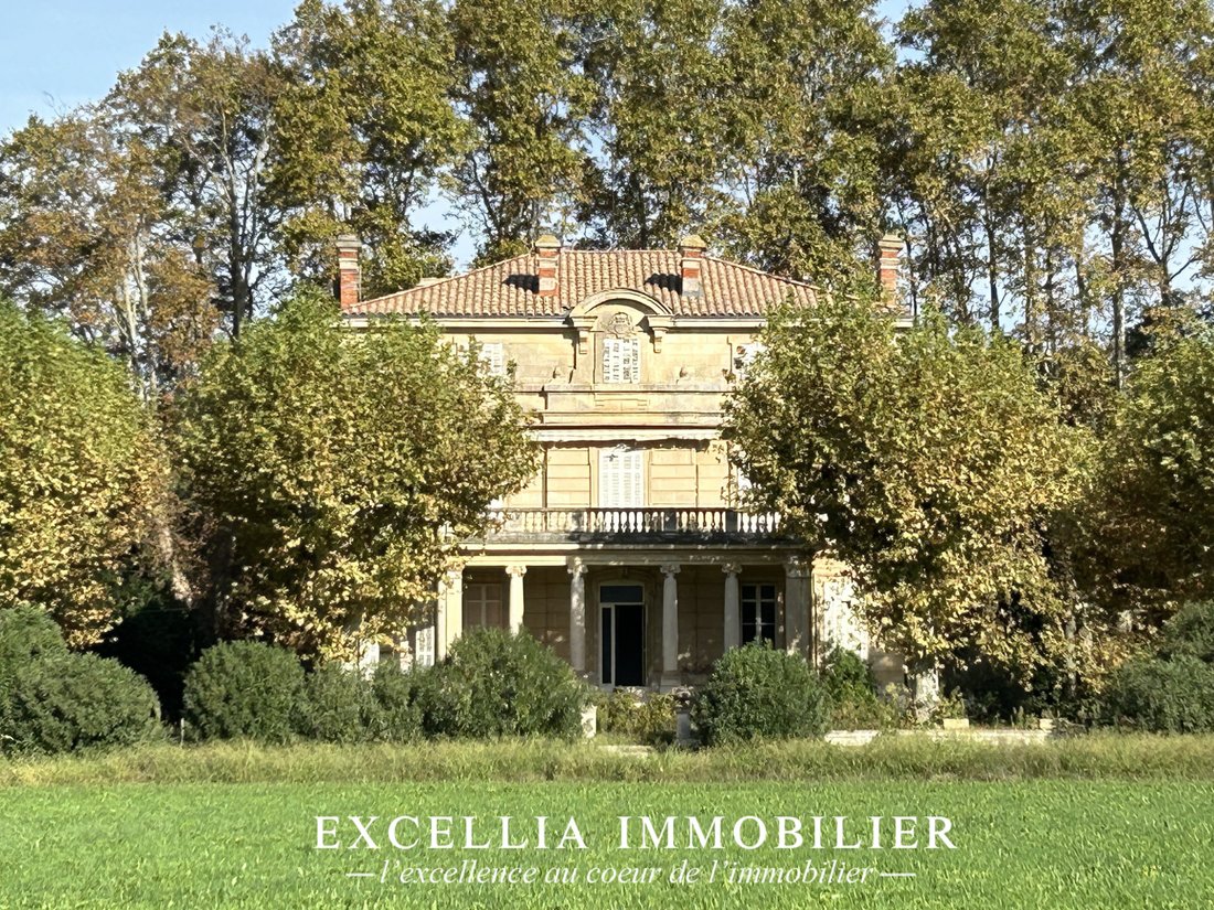 Castle in Entressen, Istres, France 1 - 17008736