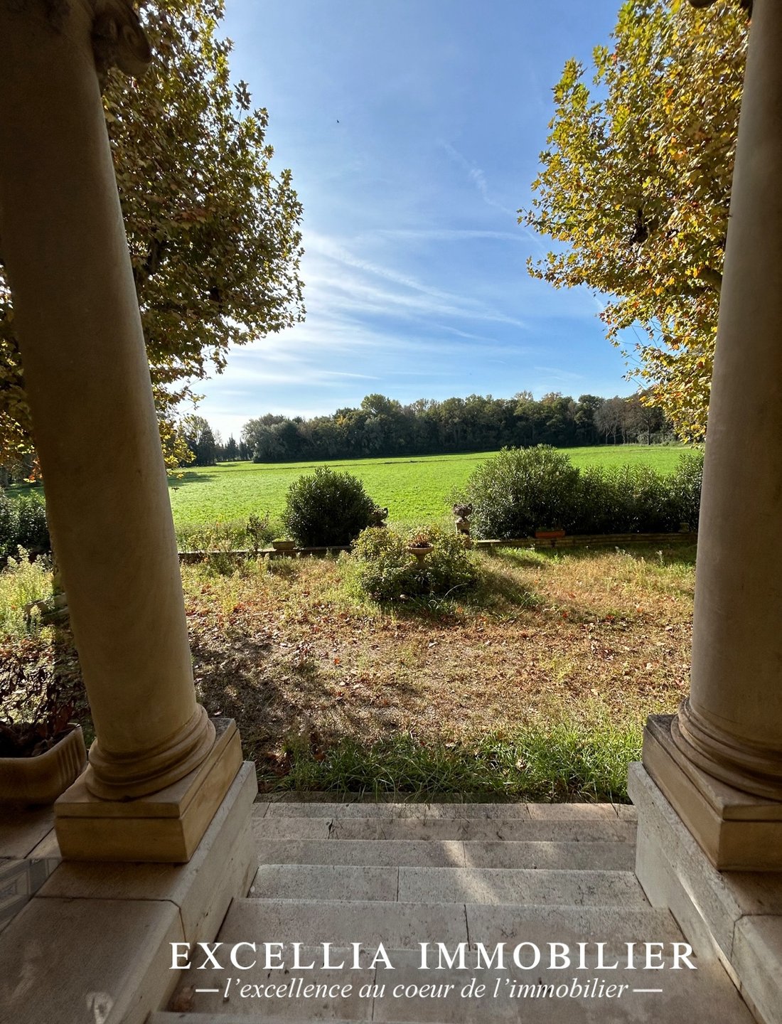 Castle in Entressen, Istres, France 2 - 17008736