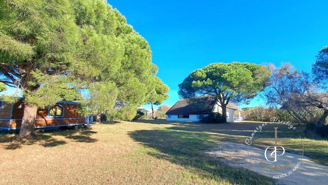 House in Saintes-Maries-de-la-Mer, Provence-Alpes-Côte d'Azur, France 3 - 17012352