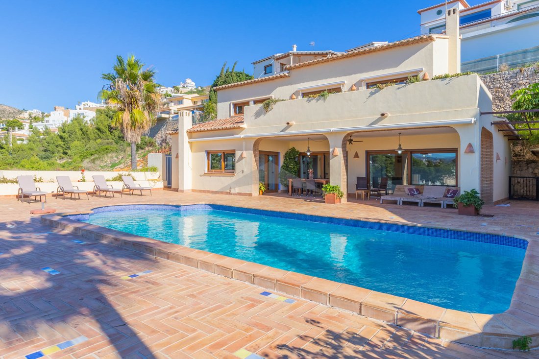 Villa in Moraira, Teulada, Valencian Community 4 - 12229702
