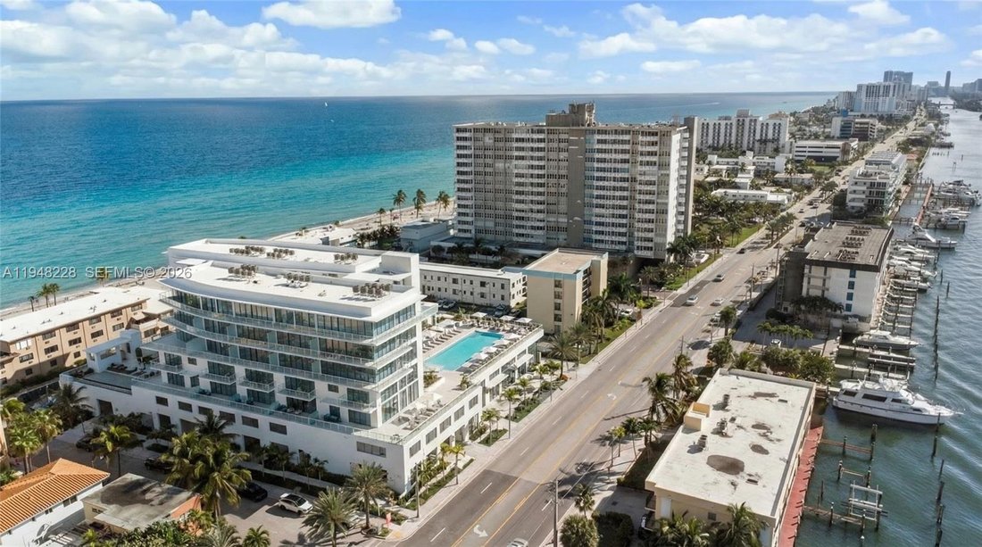 Condo in Hollywood, Florida, United States 1 - 17014343
