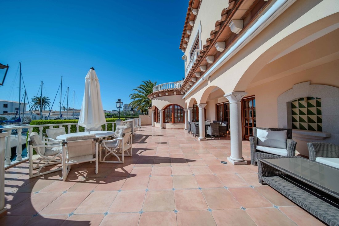 House in Empuriabrava, Catalonia, Spain 3 - 14781935