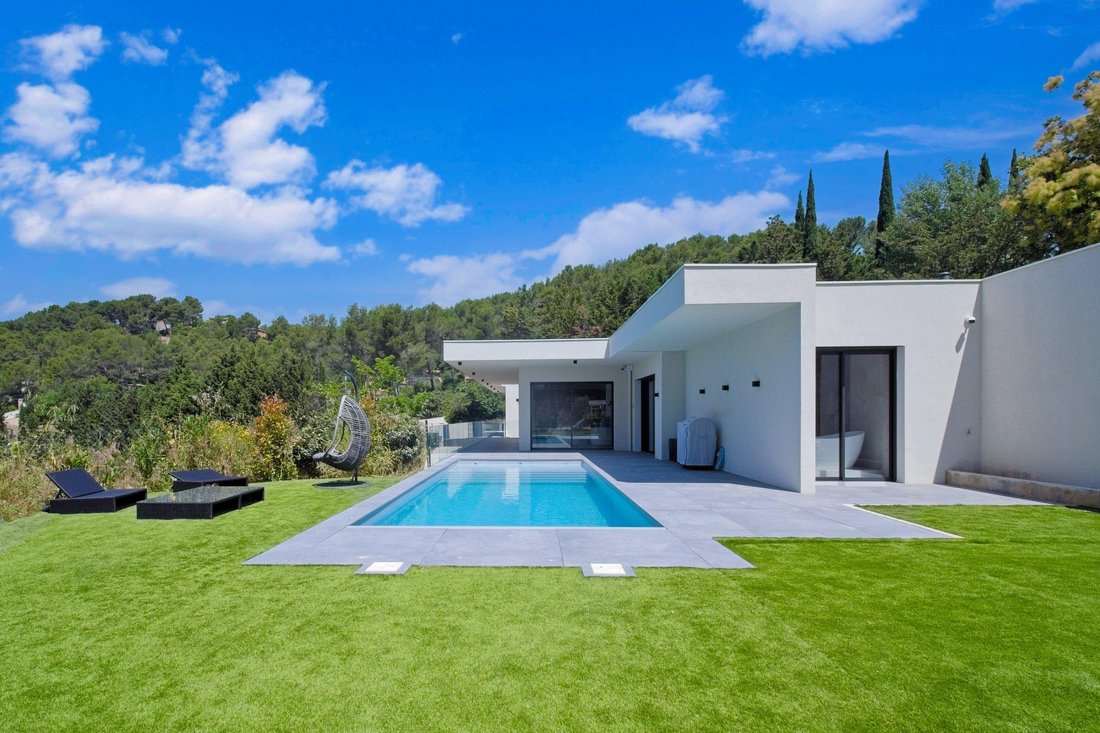 Maison à Saint-Marc-Jaumegarde, Provence-Alpes-Côte d'Azur, France 1 - 17013518