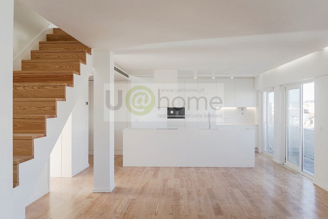 Apartment in Campolide, Lisbon, Portugal 2 - 17011706