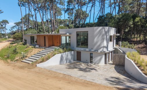 House in Laguna Blanca, Maldonado Department, Uruguay 1
