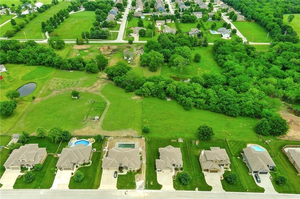 Farm Ranch in Lee's Summit, Missouri, United States 2 - 17015631