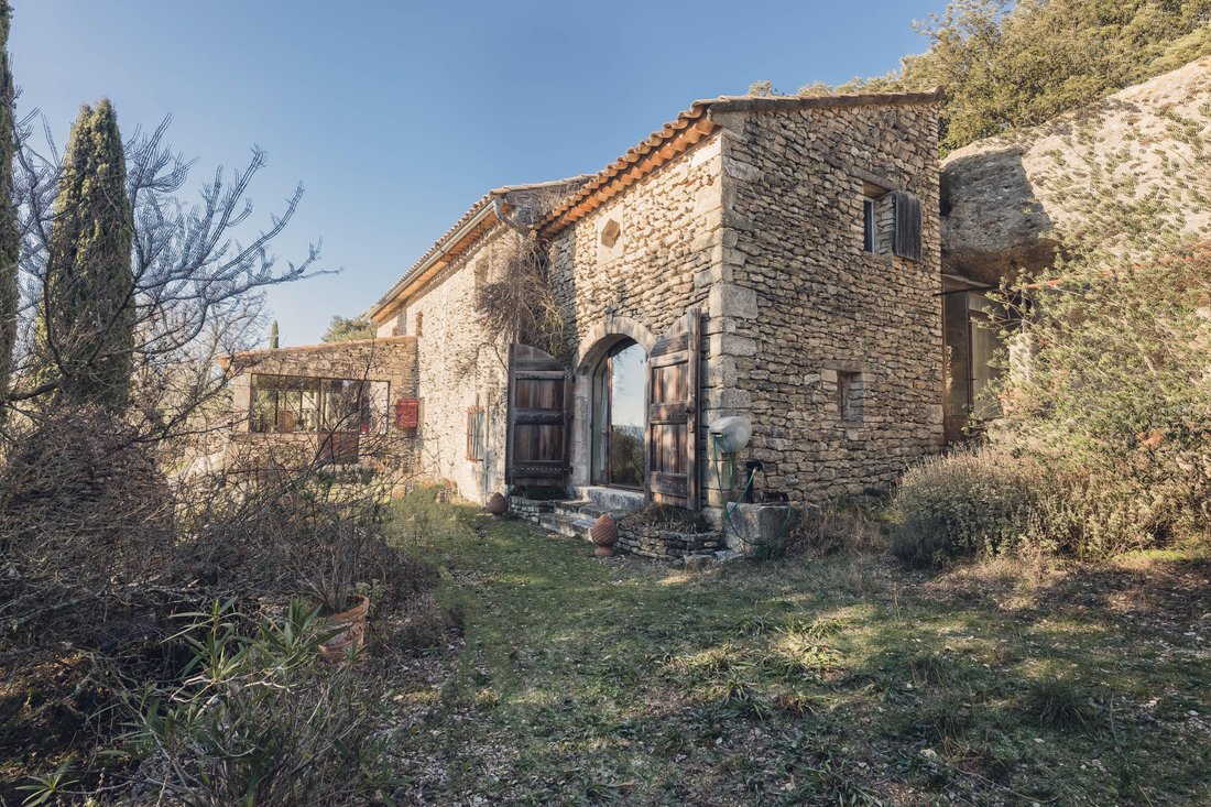 House in Bonnieux, Provence-Alpes-Côte d'Azur, France 3 - 17013238