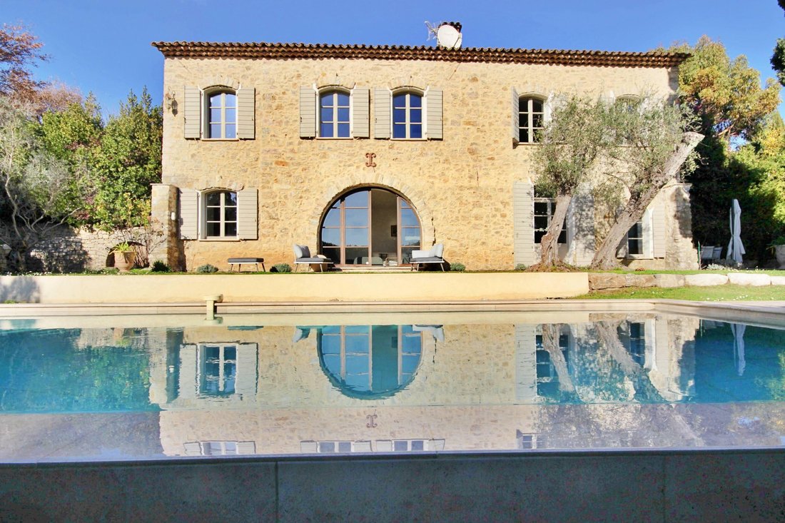 Domaine à Mougins, Provence-Alpes-Côte d'Azur, France 4 - 17011125