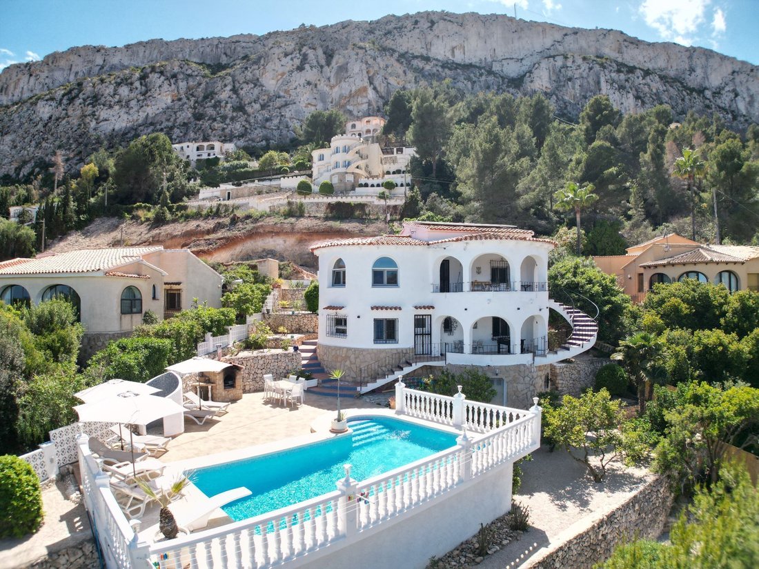 Chalet in Calp / Calpe, Valencian Community, Spain 1 - 17014834