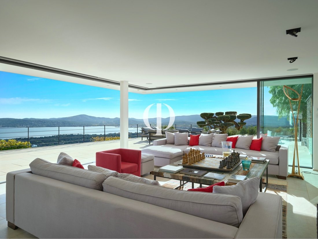 House in Grimaud, Provence-Alpes-Côte d'Azur, France 3 - 17010691