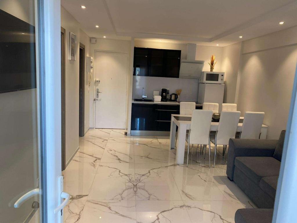 Apartment in Cannes, Provence-Alpes-Côte d'Azur, France 5 - 17012973