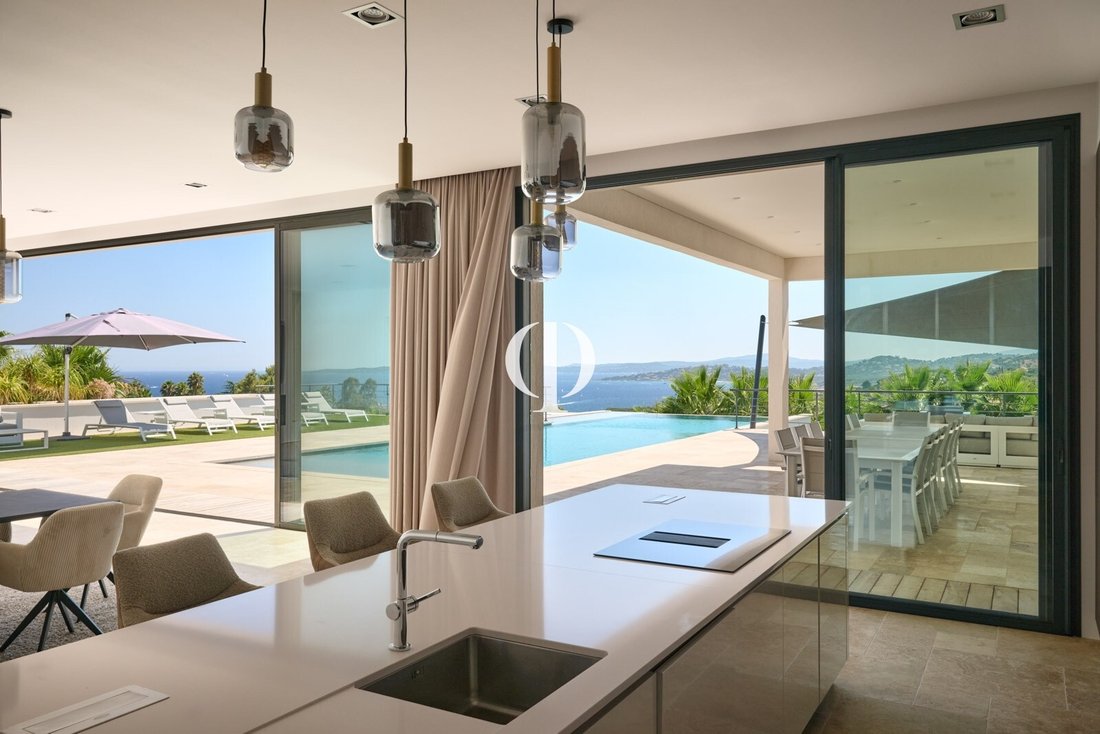 House in Ecarts, Roquebrune-sur-Argens, France 5 - 17010667