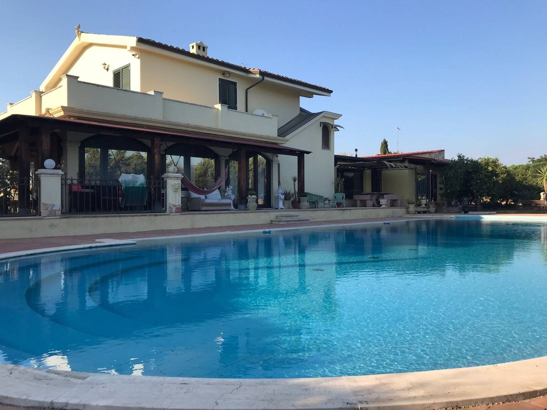 Villa in Historic Center, Quartu Sant'Elena, Italy 1 - 17016006