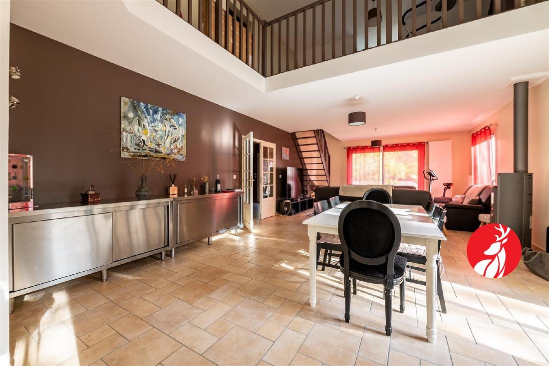 House in Le Vaudoué, Ile-de-France, France 4 - 17010899