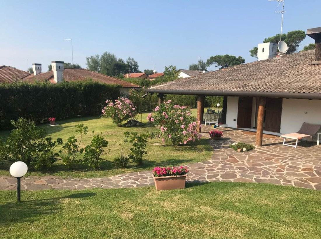Villa in Rosolina, Veneto, Italy 1 - 17015159