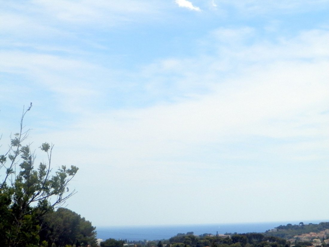 House in Mougins, Provence-Alpes-Côte d'Azur, France 2 - 17012612