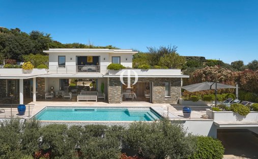 Villa in Nartelle-Noyer-Bellevue-bd des Sardinaux, Sainte-Maxime, France 1