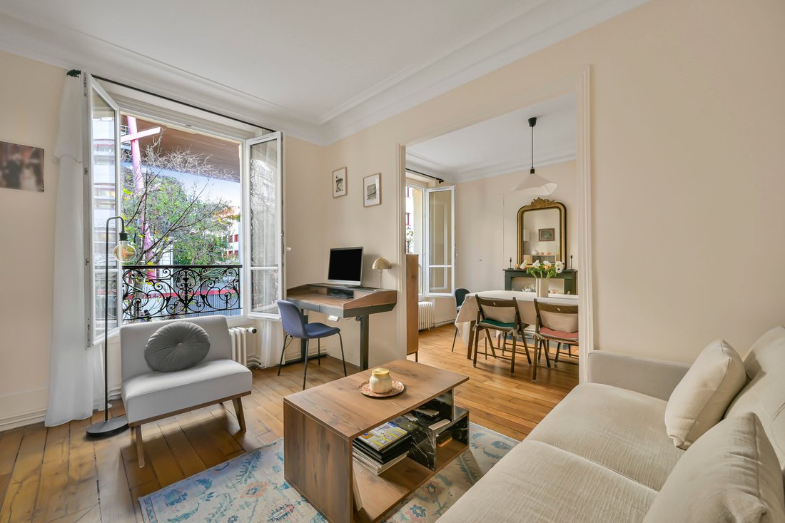 Apartment in République - Saint Ambroise, Paris, Ile-de-France 1 - 17014858