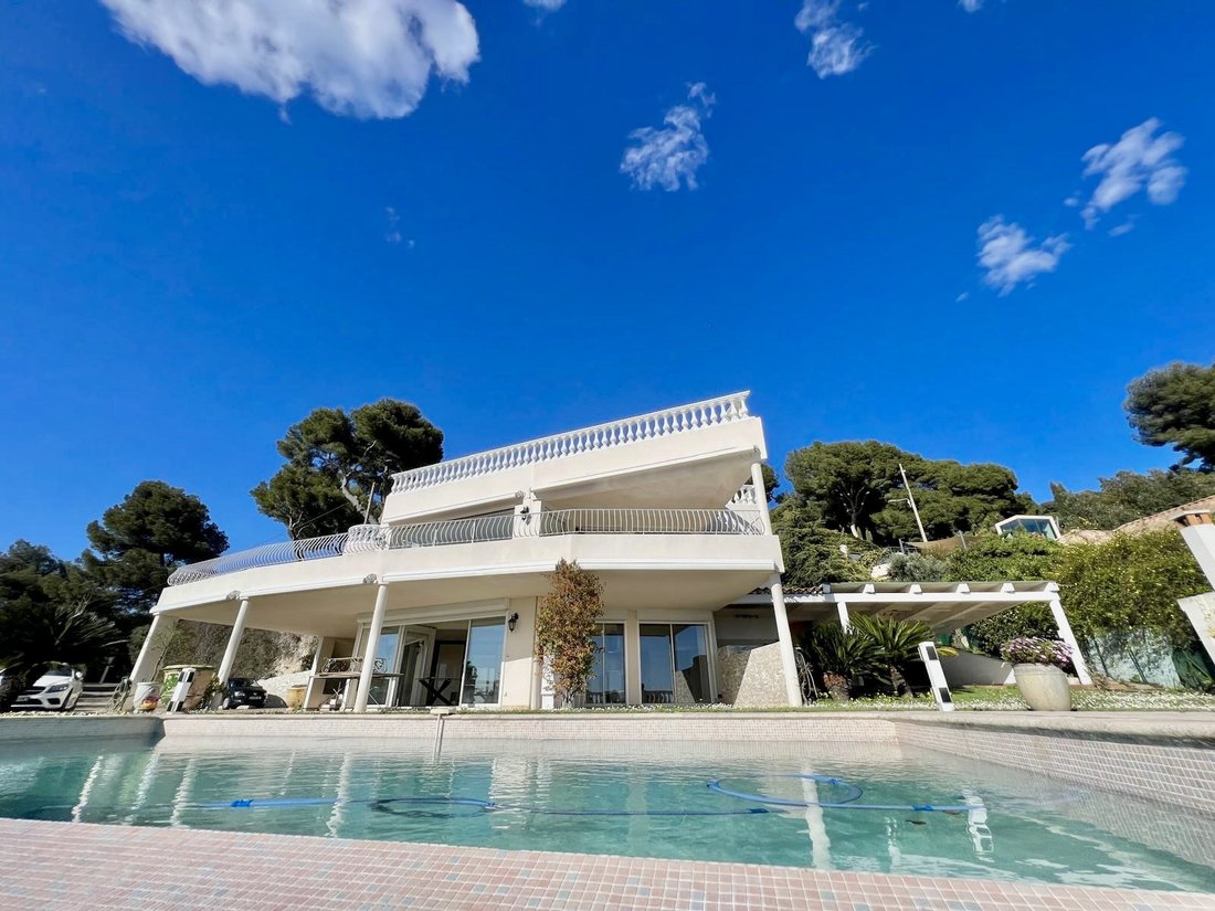 Villa in Camp Long, Cannes, France 2 - 17013299