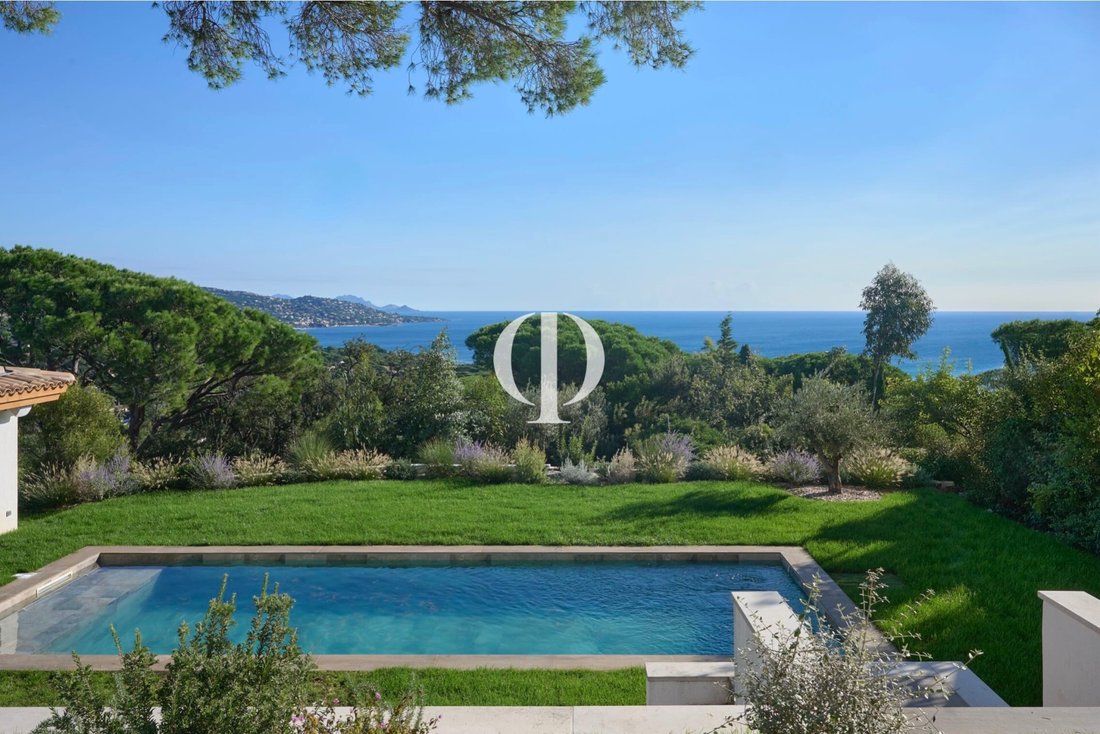 Villa in Nartelle-Noyer-Bellevue-bd des Sardinaux, Sainte-Maxime, France 2 - 17010537