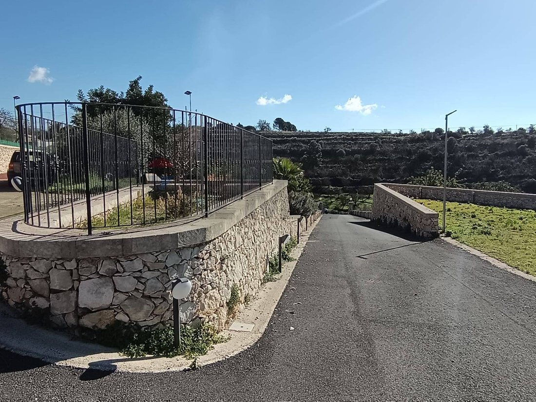 Villa in Chiaramonte Gulfi, Sicily, Italy 5 - 17016137