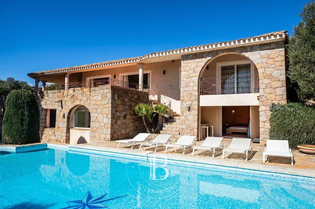 Villa in Zonza, Corsica, France 1 - 17011405
