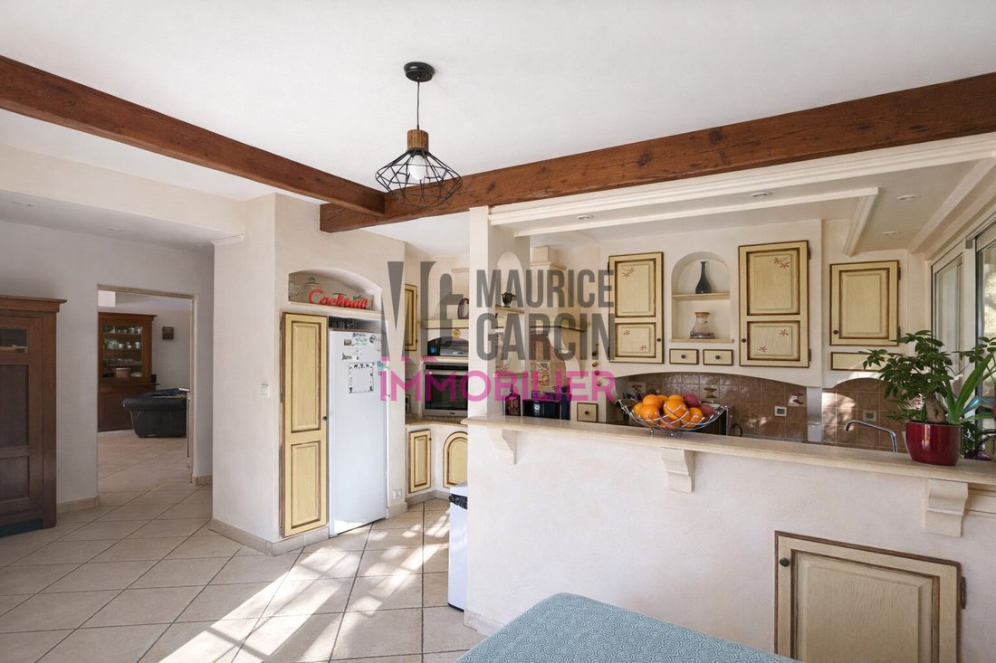 House in Uchaux, Provence-Alpes-Côte d'Azur, France 3 - 17016692